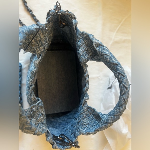 BC MINI WOVEN HOBO BAG - LIGHT DENIM - Picture 6 of 10